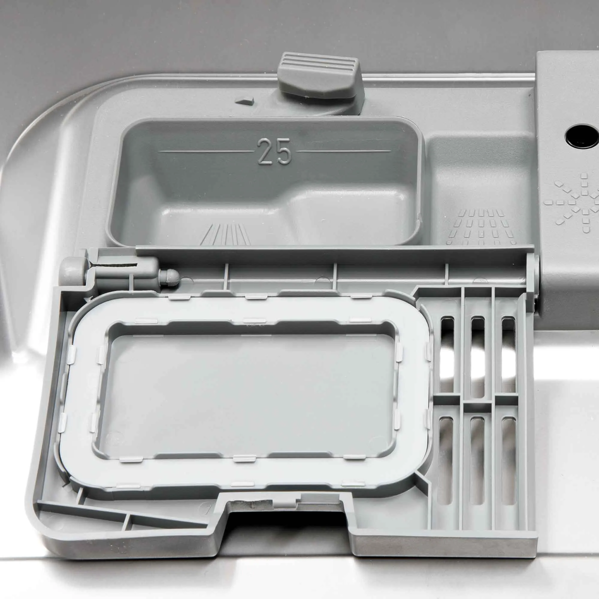 Compact Tabletop Dishwasher 6 Place Settings, 6 Programmes, Low Noise, 6.5L Cycle - White - DH83