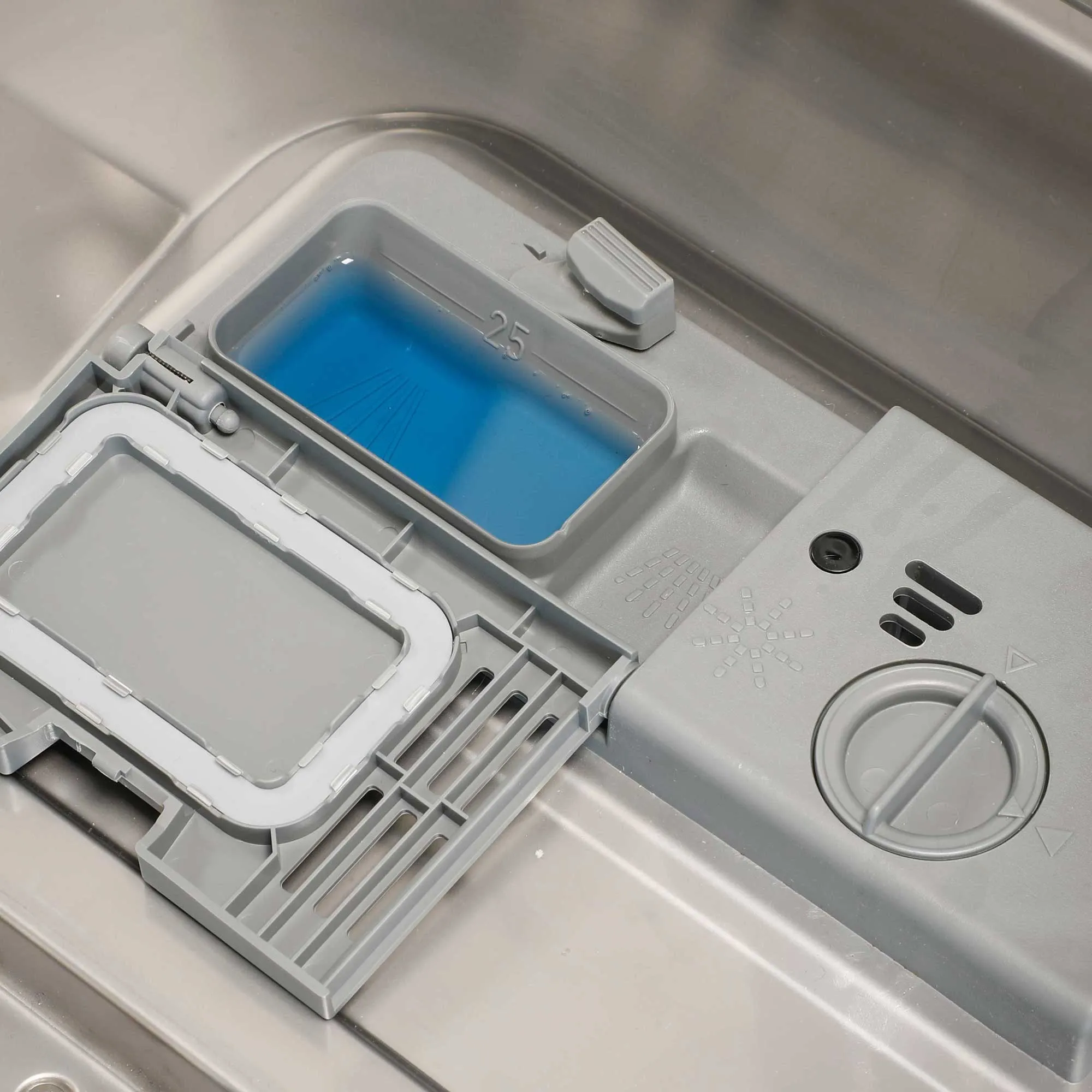 Compact Tabletop Dishwasher 8 Place Settings, 6 Programmes, Low Noise, 8L Cycle - Silver - DH87