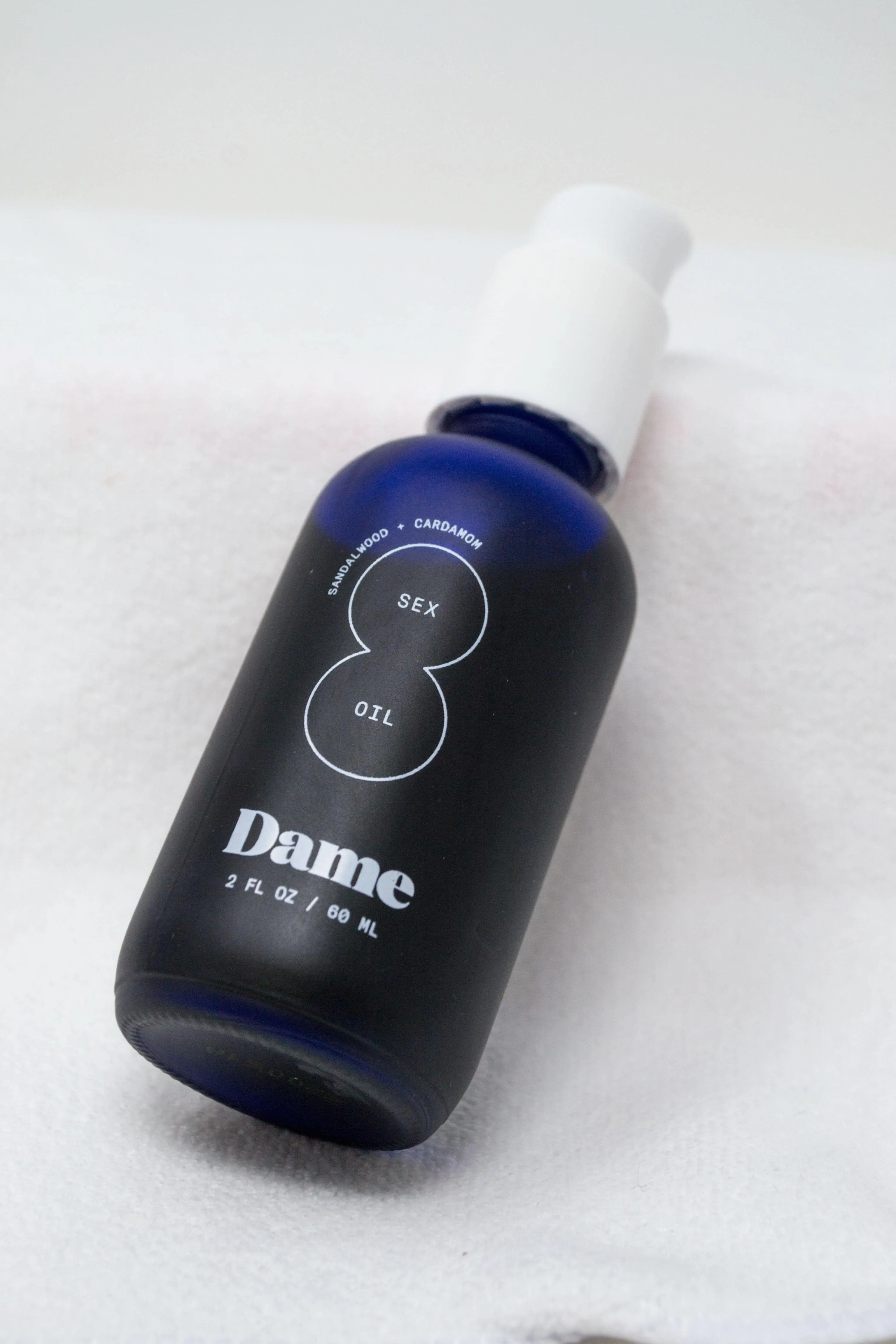 Heres an optimized title for the e-commerce product:

Intimate Enhancement: Luxurious Dame Sex Oil for Ultimate Sensual Experience