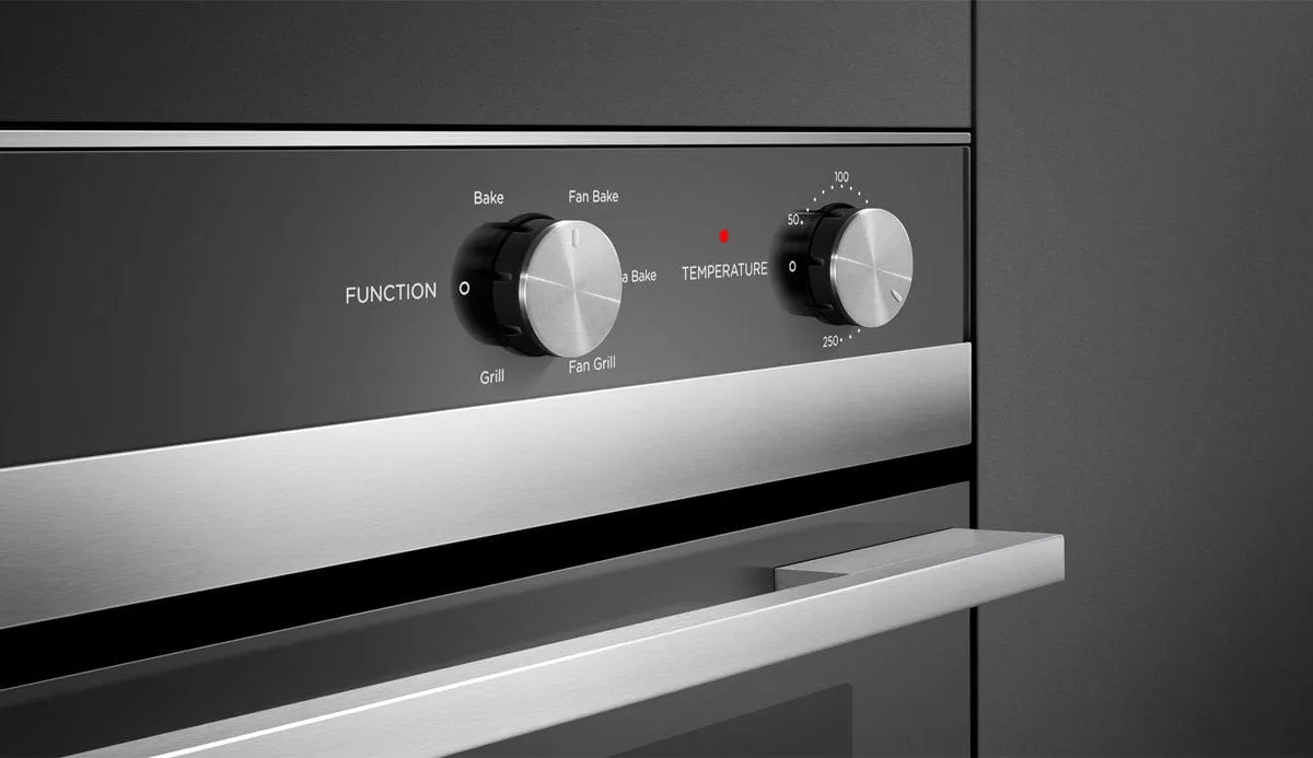 Fisher & Paykel OB60SC5CEX2 60Cm Single 5 Function Built-In Oven