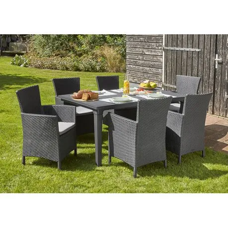Futura Table   4 Iowa  Chairs
