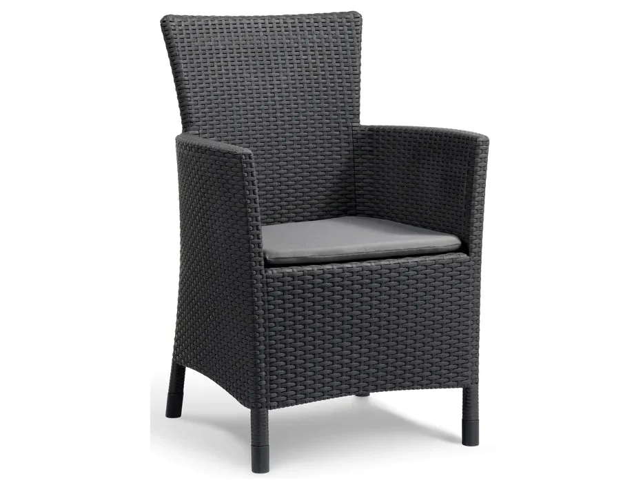 Futura Table   4 Iowa  Chairs