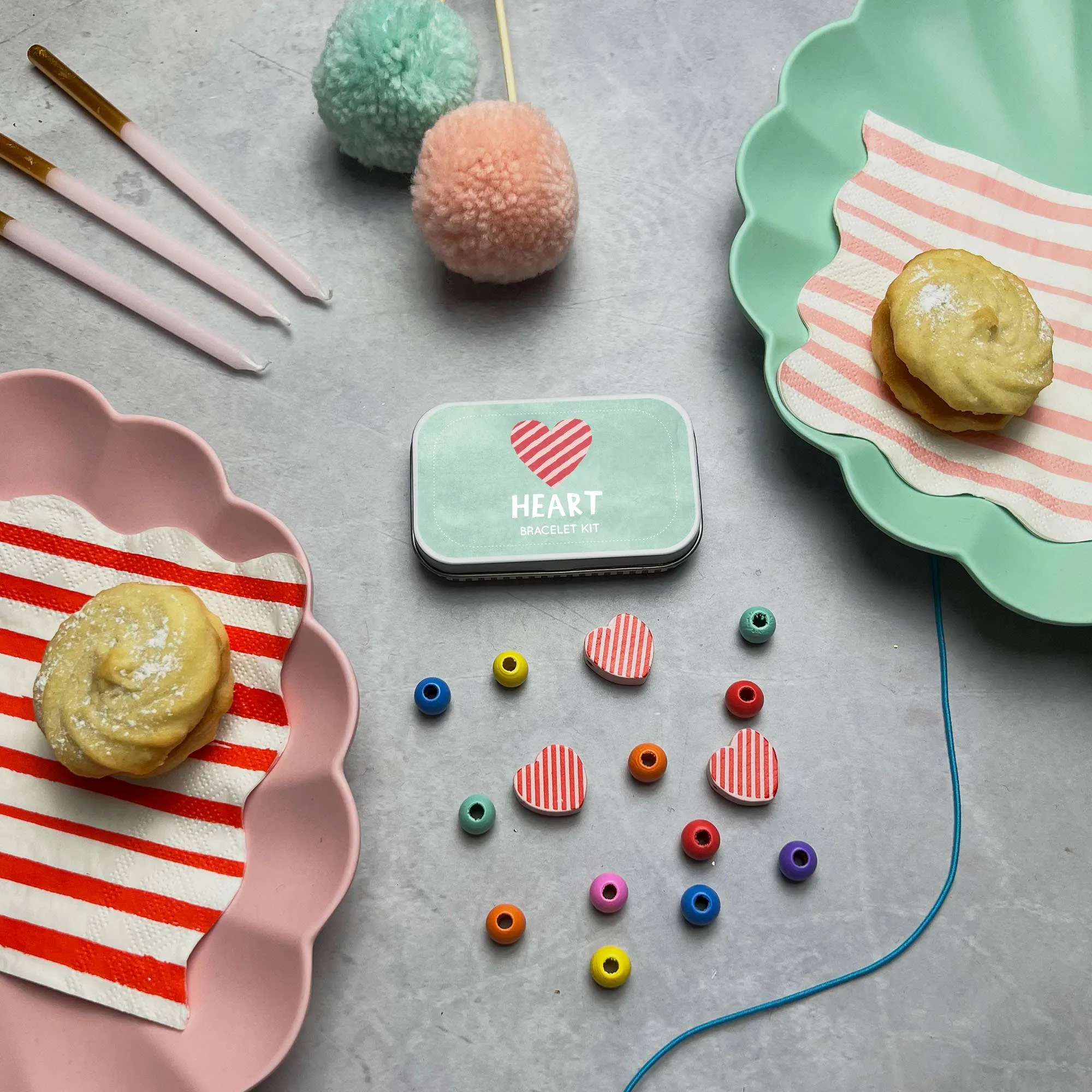 Heart Bracelet Gift Kit   Tin