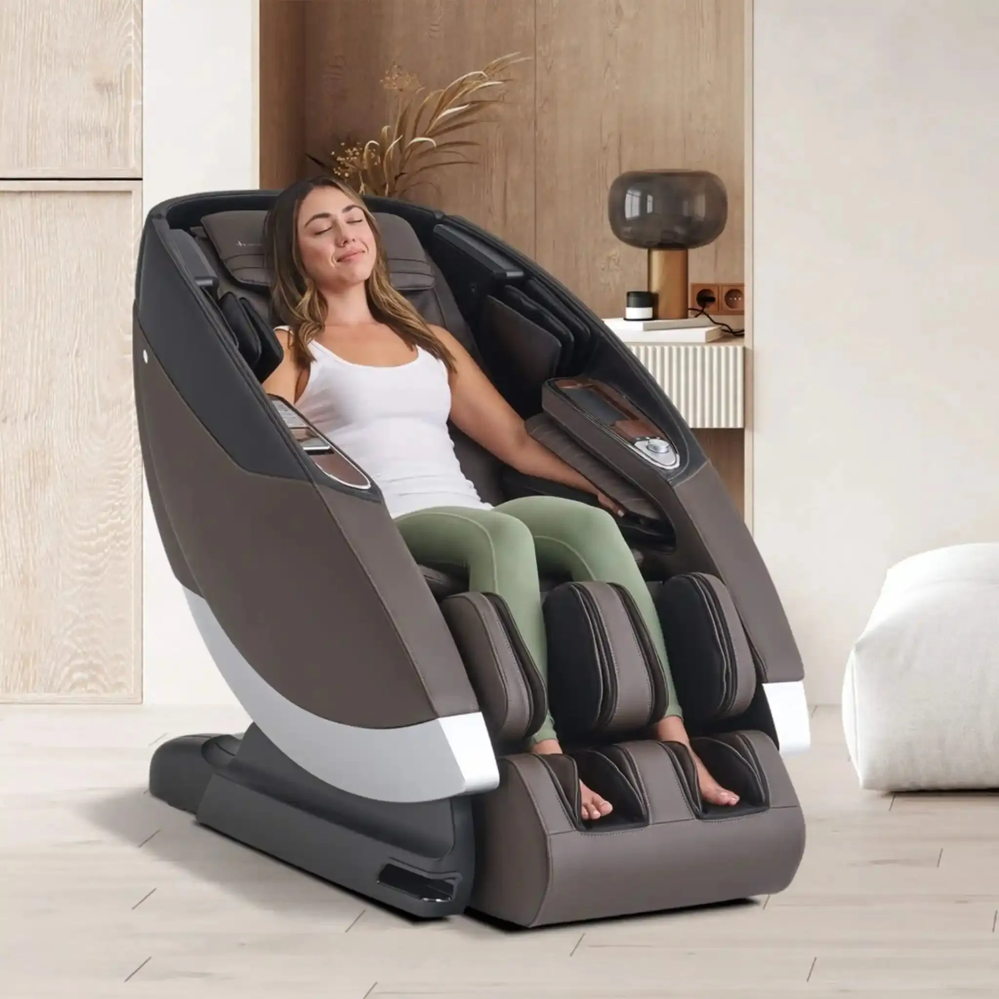 Human Touch Super Novo 2.0 Massage Chair | Espresso