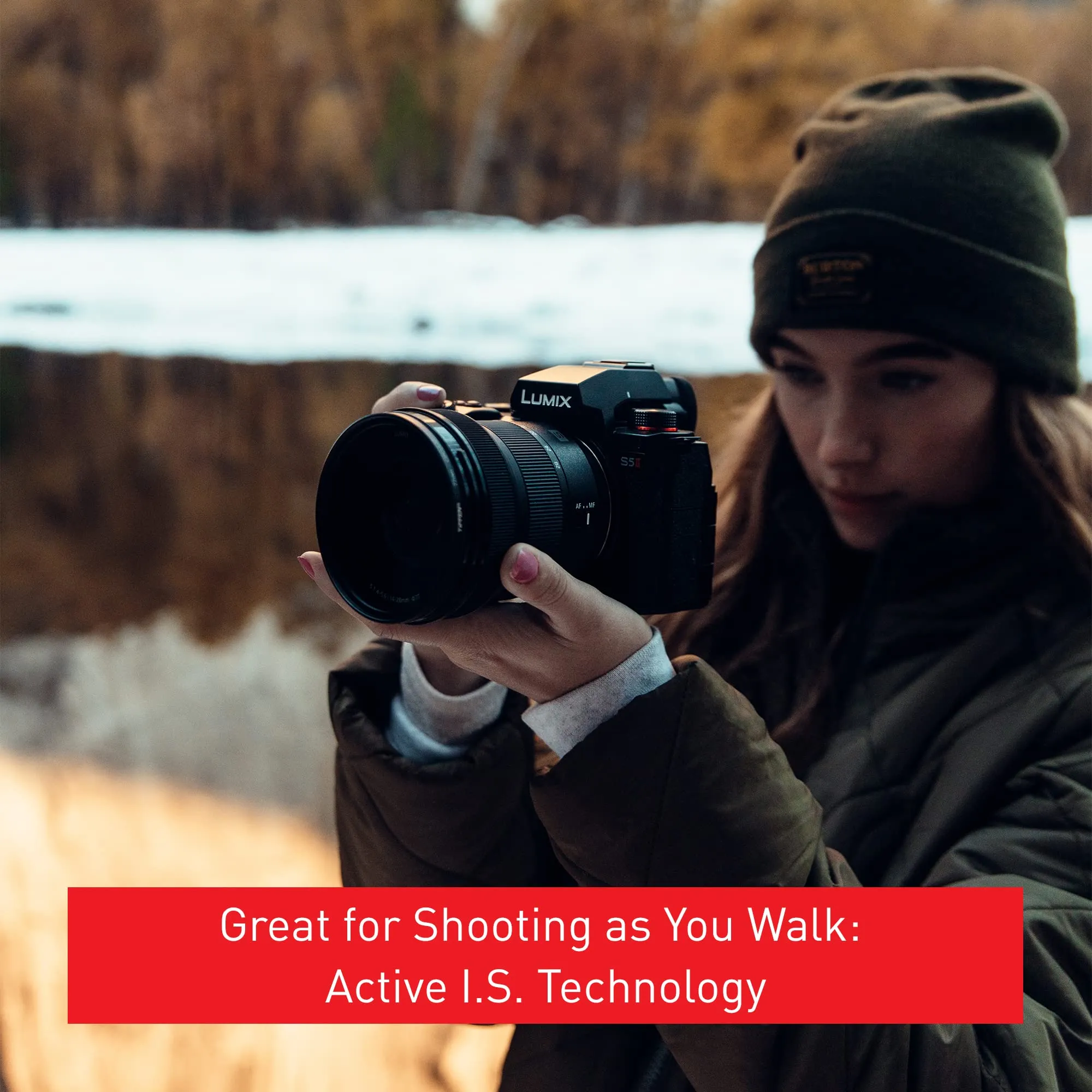 Panasonic LUMIX S5II Mirrorless Camera, 24.2MP Full Frame with Phase Hybrid AF, New Active I.S. Technology, Unlimited 4:2:2 10-bit Recording with 20-60mm F3.5-5.6 L Mount Lens - DC-S5M2KK